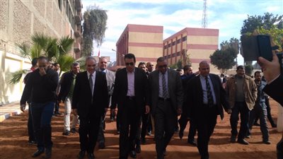 افتتاح أعمال تجديد مباني الجامعة العمالية في أسيوط (صور)