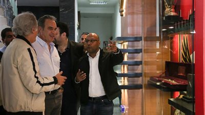 لاسارتي يستعد لحضور مران الأهلي في التتش