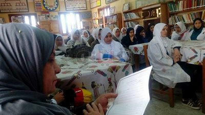 ندوة عن «خطورة الزواج المبكر» بمدرسة ثانوية في الدقهلية (صور)