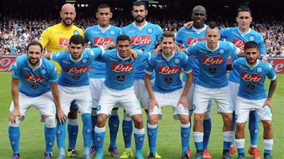 نابولي يسقط بالتعادل السلبي أمام فيورنتينا ويطارد إنتر على القمة