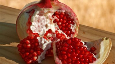 عصير الرمان يكافح الزهايمر