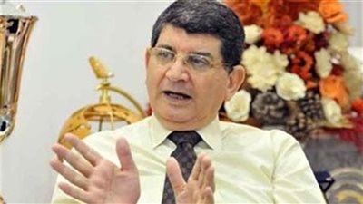 انتخاب رئيس مصر للطيران عضوا بمجلس المحافظين 