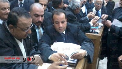 بالصور.. بدء محاكمة 21 طالبا في اشتباكات جامعة المنصورة