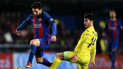 برشلونة يتعادل سلبيا مع فياريال في الشوط الأول