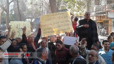 بالفيديو والصور.. اعتصام موظفي المساحة بطنطا للمطالبة بتطبيق الحد الأدنى