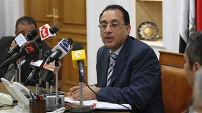 وزير اﻹسكان: 