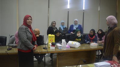 حملة لتحليل فيروس سي بكلية التمريض بجامعة عين شمس (صور)
