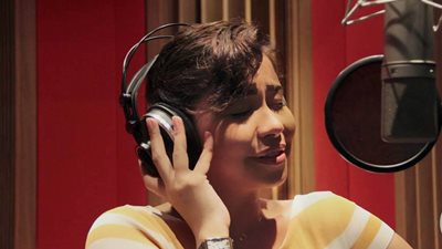 شيرين عبدالوهاب ضيفة 