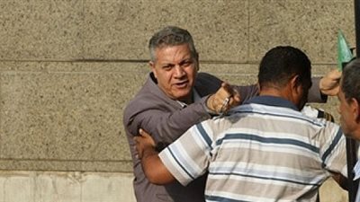 تفاصيل جلسة محاكمة حمدى الفخرانى..المتهم يواجه 3 تهم.. دفاع المتهم: التحريات معدومة والاتهامات كيدية.. المدعى بالحق المدنى يطالب بتطبيق المادة 363 من قانون العقوبات..المحكمة تنطق بالحكم 9 ديسمبر