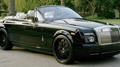 بالصور.. أسطول سيارات لاعب كرة القدم «ديفيد بيكهام»