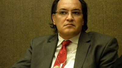 أبو سعدة يزعم: التنصت على «المعزول» و«العوا» جريمة