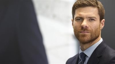 تشابي ألونسو يسحب قرعة دور الـ16 لدوري أبطال أوروبا