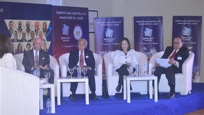 «اسأل الخبراء» يضع روشتة إصلاح التعليم.. «الباز»: تصحيح المفاهيم وأوضاع المعلمين أولى الخطوات.. «عازر»: يجب التنسيق بين خريجي التعليم الفني والمصانع.. وهدى أبو شادي: الان