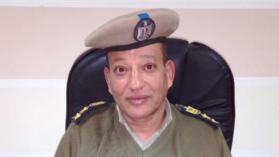 مرور الوادي الجديد يضبط 4 سيارات مهربة من ليبيا ويسلمها للجمارك