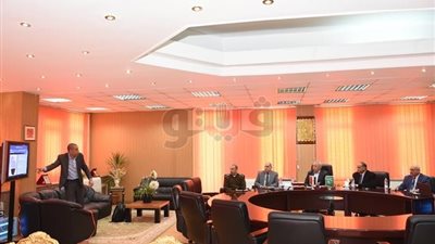 محافظ الشرقية يبحث تطبيق منظومة الكاميرات المرورية لمراقبة الطرق (صور)