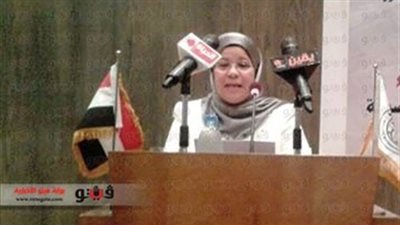 تفويض فيفي سالم باختصاصات وزير التجارة