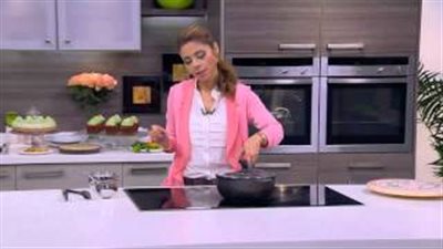 بالفيديو..اللانشون البيتى من مطبخ سالى فؤاد