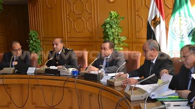 بالصور.. غرف عمليات بالقطاعات الخدمية بالإسماعيلية على مدى اليوم