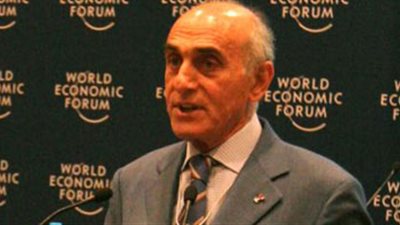 المصري: مبادرة رجال الأعمال الفلسطينيين والإسرائيليين ليس لها علاقة بمشروع كيري للسلام