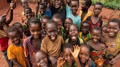 خبير: 70% من سكان أفريقيا لا يملكون مياه شرب نظيفة أو كهرباء أو صرف صحي