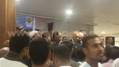 بالصور.. فرحة سائقي قنا عقب حصولهم على «تاكسي» الصندوق الاجتماعي