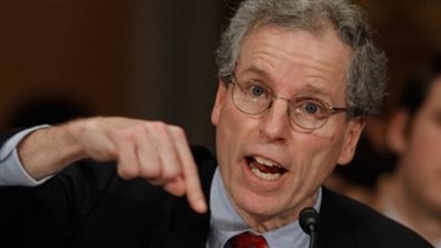 موقع إماراتي يكشف تورط «روبرت فورد» في اغتيال السفير المصري الأسبق بالعراق