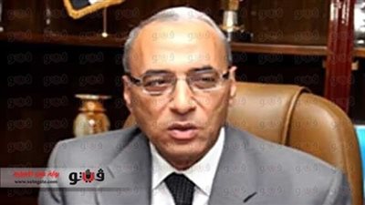 محافظ القليوبية ومدير الأمن يكرمان أسرة شهيد الشرطة ببنها