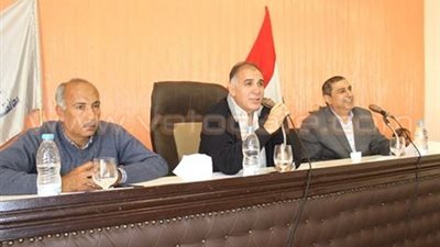 بالصور.. آليات جديدة لزيادة الإيرادات بمشروع النظافة بكفر الشيخ