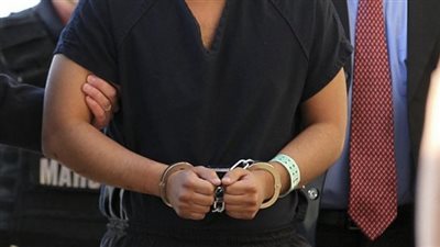 ضبط موظف بجامعة أسيوط ينصب على المواطنين