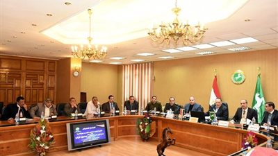 محافظ الشرقية: بدء محو أمية 11 ألف عامل بالمؤسسات الحكومية (فيديو وصور)