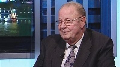 خبير إستراتيجي: حرق آبار بترول داعش سبب إسقاط الطائرة الروسية