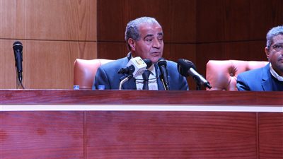 وزير التموين يطالب البقالين بسرعة سداد مبلغ التأمين