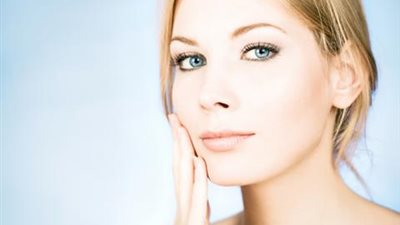 كوني الأجمل في ليلة عيد الحب ساحرة