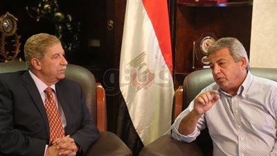 وزير الشباب والرياضة يلتقى محافظ الإسماعيلية