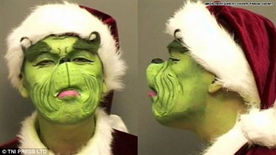 لصوص لكن ظرفاء.. أغرب صور المشتبه بهم ليلة الكريسماس (صور)