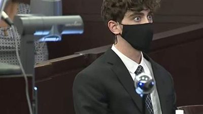 هيرين.. حكاية سجين أمريكي أثار هوس وتعاطف الفتيات العرب | فيديو