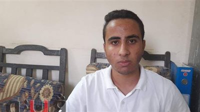 طالب بـ«طب أسنان القاهرة» يناشد الرئيس بتمكينه من دخول الامتحانات | فيديو
