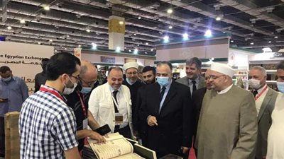 وزير الأوقاف السوري يزور معرض القاهرة للكتاب | صور