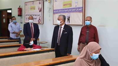 8486 طالبا يؤدون الامتحانات بجامعة جنوب الوادي