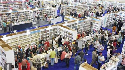 لا يفوتك.. قائمة بأقوى 7 روايات غموضا وإثارة ورعبا بمعرض القاهرة للكتاب | صور