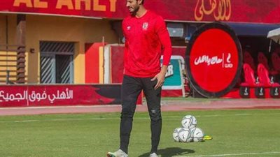 أخبار الأهلي | فتح ملف التعاقد مع حارس مرمى.. واحتراف 4 لاعبين بالتشيك