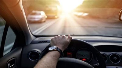 طرق تجنب أضرار حرارة الصيف عند قيادة سيارتك