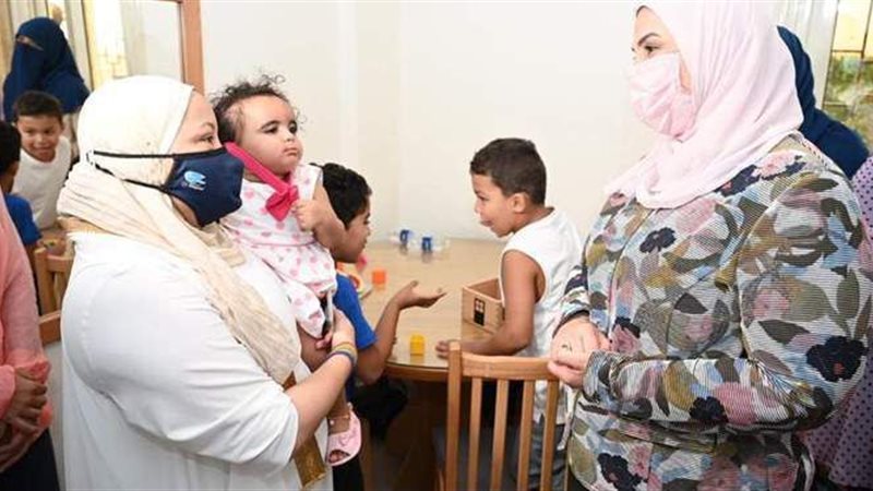 وزيرة التضامن تفتتح