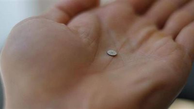 مكبر صوت على طبلة الأذن مباشرة.. ابتكار ثوري لحل مشكلات السمع