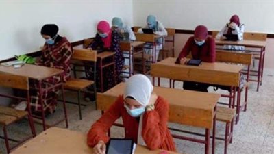 بوابات تعقيم بـ 98 لجنة امتحانات ثانوية عامة لمواجهة كورونا بأسيوط