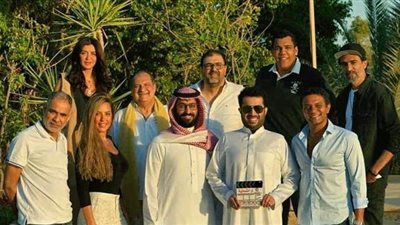 محمد علاء في طريق الإسكندرية الصحراوي بسبب مسلسل 