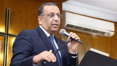 عميد اللاهوت الإنجيلية يشارك في معرض الكتاب بـ«لماذا تكلِّمهم بأمثال»