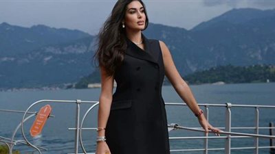 ياسمين صبري تتألق بالأسود في أحدث ظهور