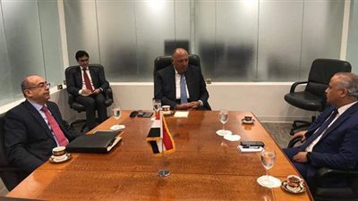 وزير الخارجية يلتقي بالمندوب التونسي الدائم لدى الأمم المتحدة