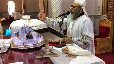 لتشجيعهم قبل الامتحانات.. أسقف سوهاج يترأس قداس لطلبة الثانوية العامة